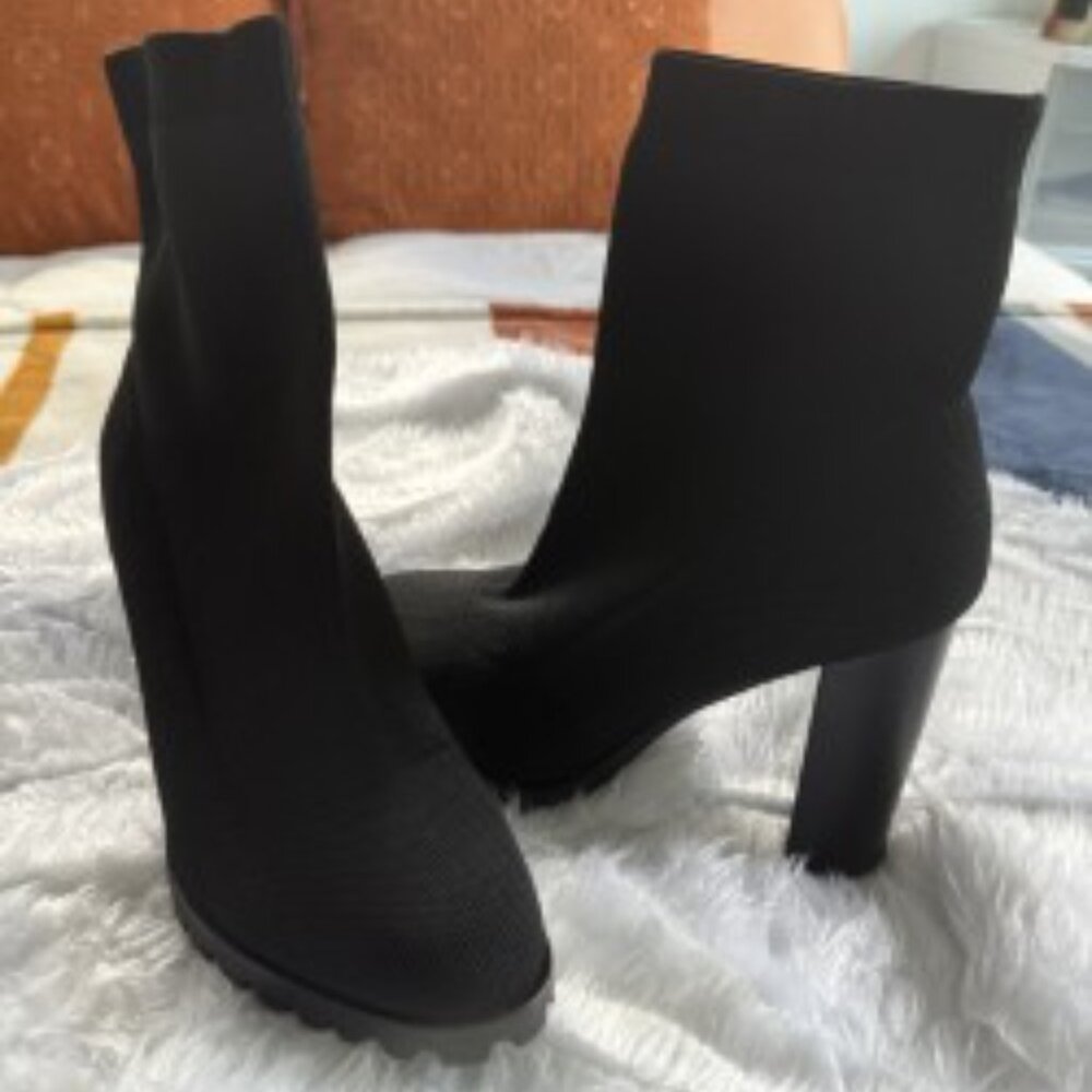 Women’s Black Platform Heeled Ankle Booties Stretch-Fabric – Size 9.5 (Brand New - Picture 2 of 4